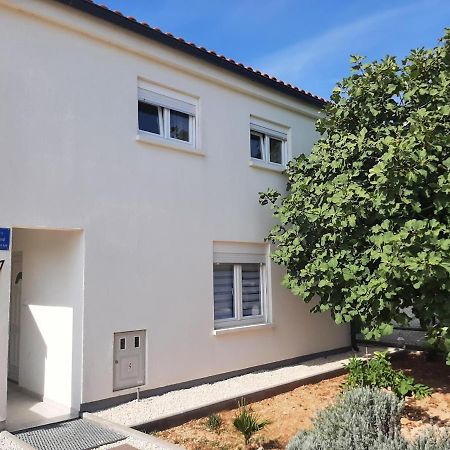 Apartman Bunaric Vir Esterno foto