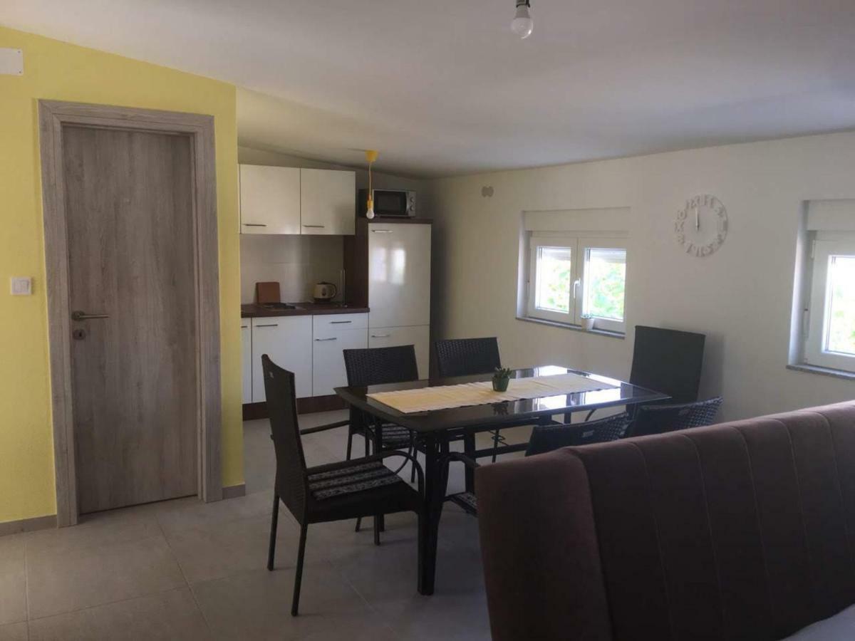 Apartman Bunaric Vir Esterno foto
