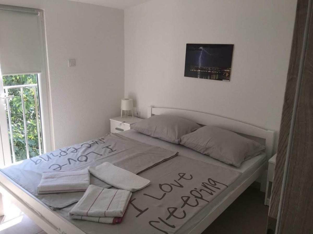 Apartman Bunaric Vir Esterno foto